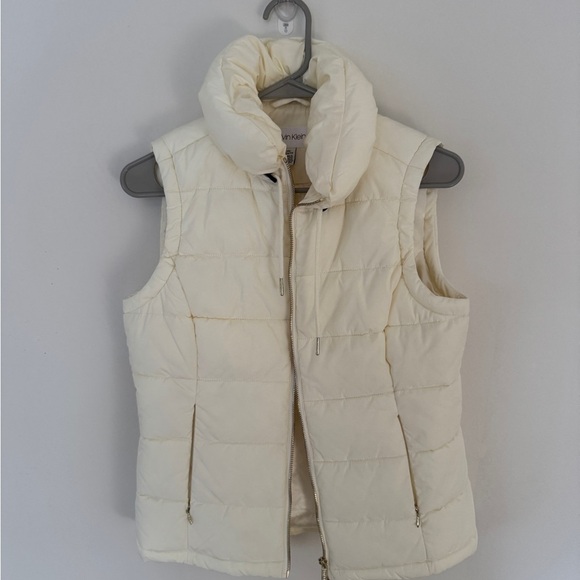 Calvin Klein Jackets & Blazers - Calvin Klein Cream Puffer Vest